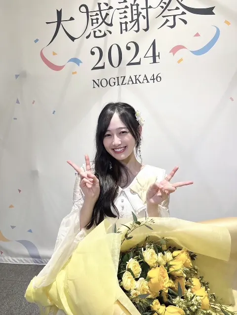 向井 葉月｜百合の花と海。（2024-12-17）｜4枚目