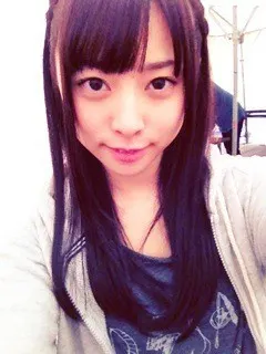 伊藤 寧々｜ねねころぐ(´･_･`)＊107（2012-05-21）｜2枚目