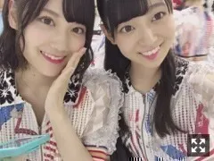 阪口 珠美｜新制服♪美月おめでとう！（2018-07-26）｜2枚目