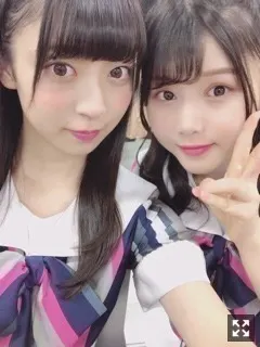 阪口 珠美｜新制服♪美月おめでとう！（2018-07-26）｜3枚目