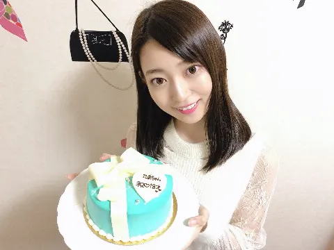 阪口 珠美｜18歳になりましたー！（2019-11-12）