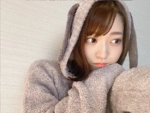 阪口 珠美｜11月生まれの皆さんおめでとうございます（2021-11-04）｜2枚目