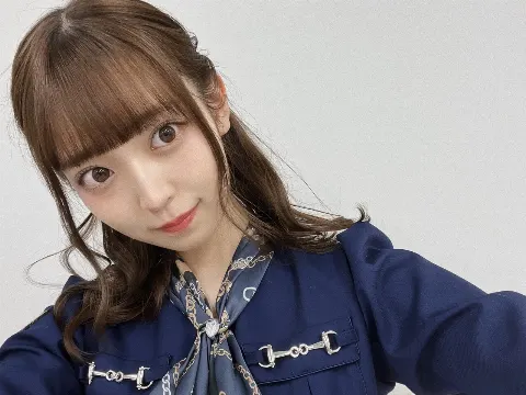 阪口 珠美｜待ってます^^（2023-04-13）｜4枚目