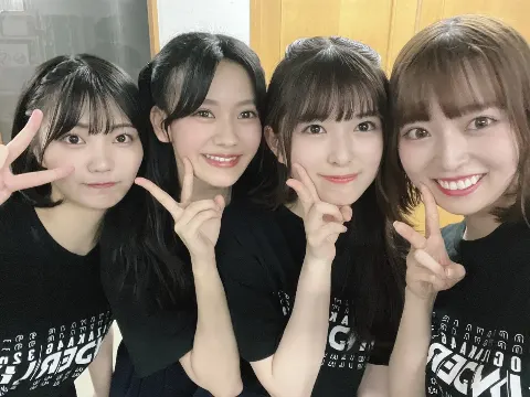 阪口 珠美｜待ってます^^（2023-04-13）｜2枚目