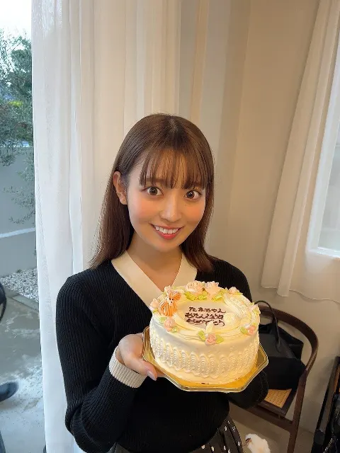 阪口 珠美｜22歳になりました。（2023-11-10）｜3枚目