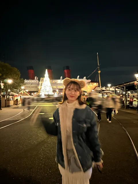 阪口 珠美｜少し前の思い出^^*夢の国（2023-12-15）｜4枚目