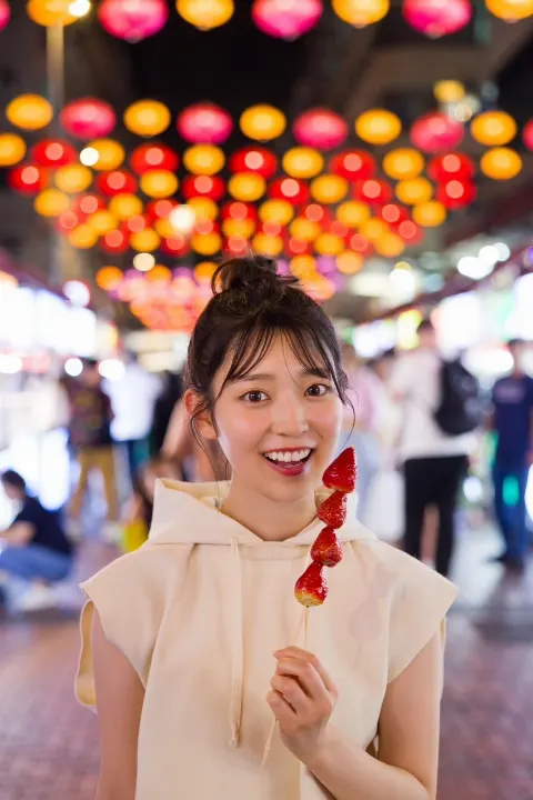 阪口 珠美｜#阪口珠美1st写真集（2024-04-30）｜2枚目