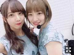 佐藤 楓｜昨日雨が降ってて急いでたから適当に傘を買おうとレジまでいったら7000円して驚いてやめた  65.（2018-05-14）｜4枚目