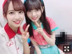 佐藤 楓｜死の秘宝のキーホルダー未だにどこに付けようか迷い中、いいとこないかね〜？  115.（2018-11-18）｜2枚目