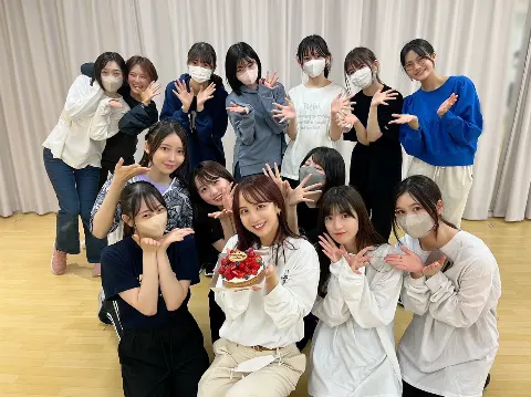 佐藤 楓｜おたんじょうび✌︎   327.（2023-03-23）｜2枚目